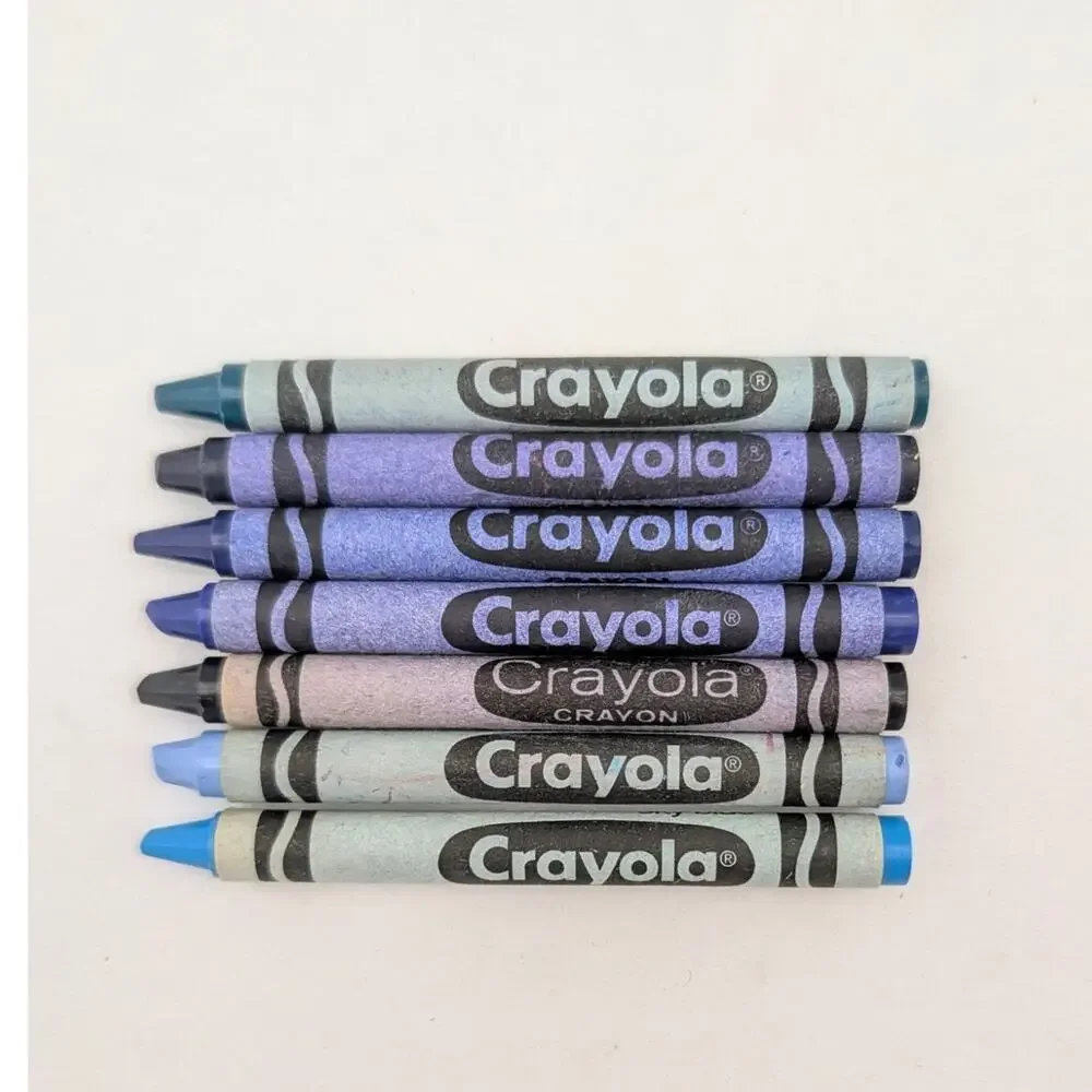 Lot of Crayola Crayons Discontinued Binney Smith Blue Shades New and Used Vtg